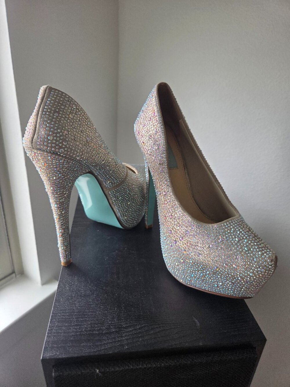 Betsy Johnson Sparkle heels